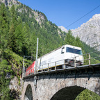 252A2847